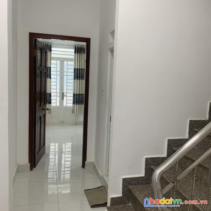 Bán nhà  hẻm xe hơi, 4 tầng, trung tâm quận tân phú, khu kinh doanh sầm uất gần chơ tân hương.
