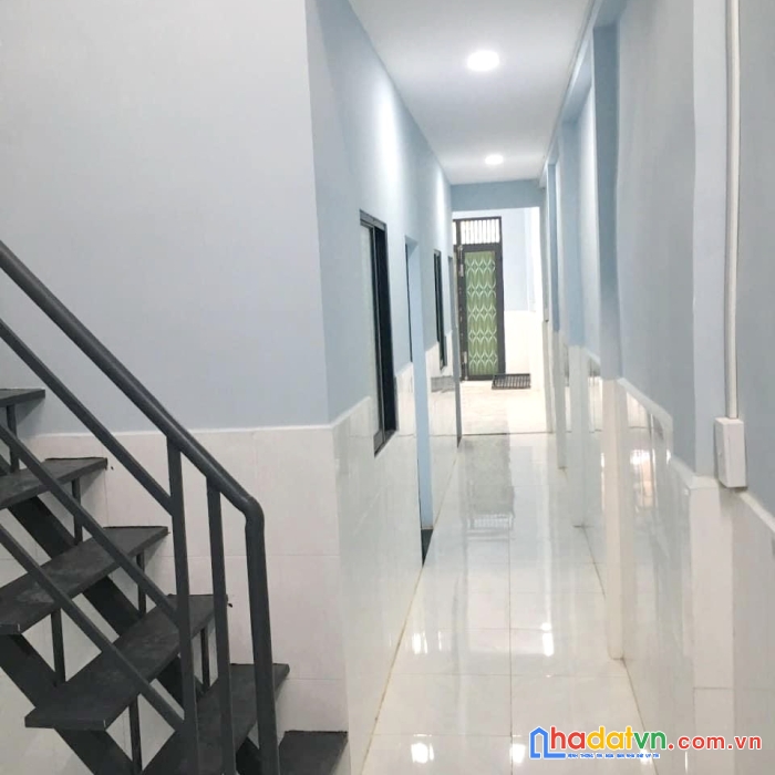Cho thuê nnc hẻm ôtô phạm thế hiển p5q8. giá 10tr/tháng