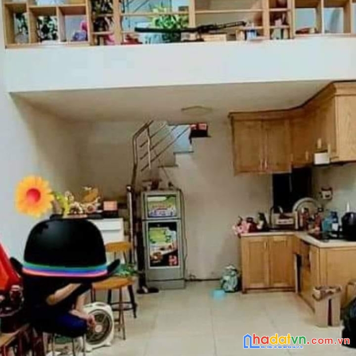 Bán nhà đẹp 4 tầng dt:32m2 mt:3.95 m 3 phòng ngủ giá:2.6 tỷ gần phố trần hưng đạo quận hoàn kiếm