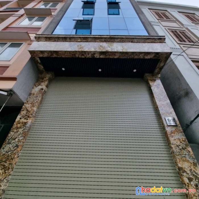 Bán nhà mặt phố trần nguyên đán, hoàng mai 81m, mt 4.5m. giá: 24 tỷ