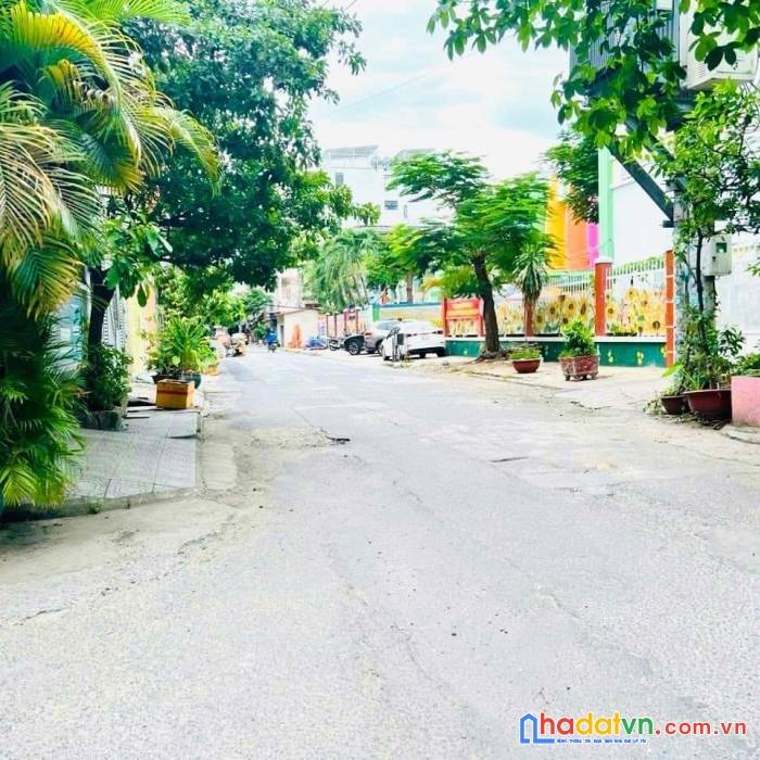 Ngay bv 175,hxh  8m thông nguyễn kiệm, p3, q.gò vấp 4x19m 3 tầng