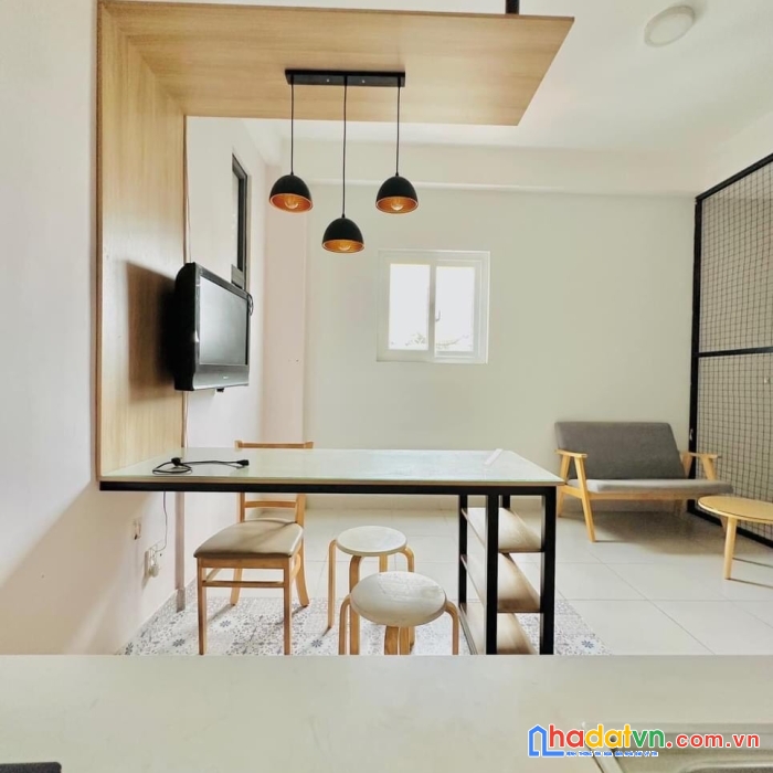 Con gà đẻ trứng vàng chdv quốc lộ 13 bình thạnh 7 tầng thang máy 27,3 tỷ