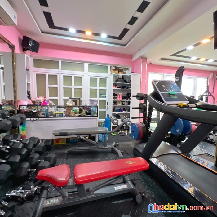 Mặt tiền góc kinh doanh giáp q1 - khu vĩnh hội - ngang khủng 10 mx9..m..-đúc 4 tấm nhỉnh hơn