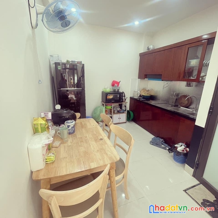 Chính chủ cần tiền bán gấp nhà 3 tầng đường la phù, hoài đức