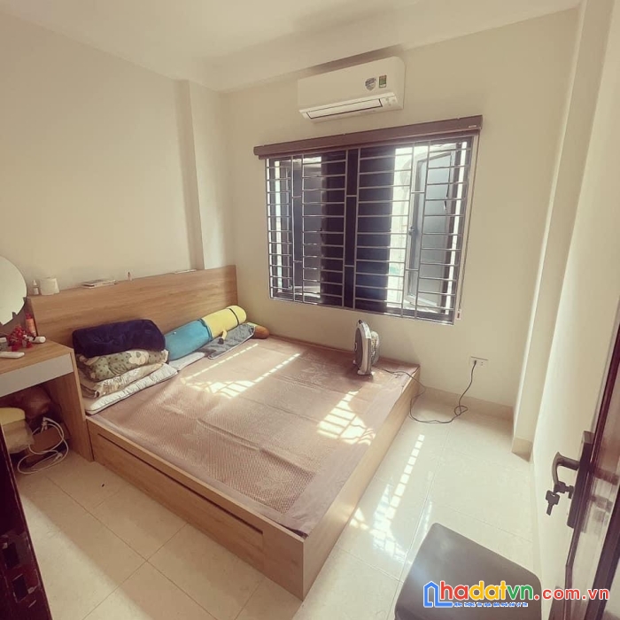 Chính chủ cần tiền bán gấp nhà 3 tầng đường la phù, hoài đức