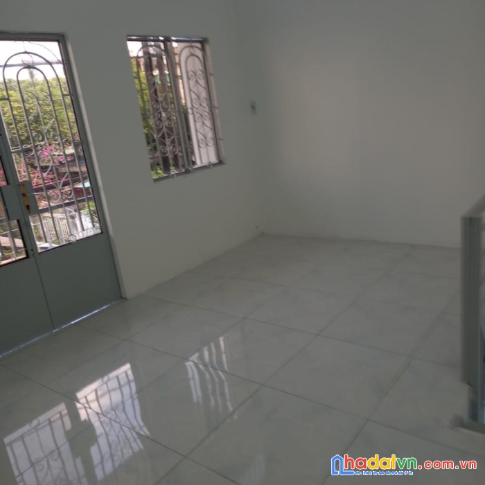 Bán nhà hxh né nhau - ngang lớn 5m - tân phú , nhỉnh 2 tỷ