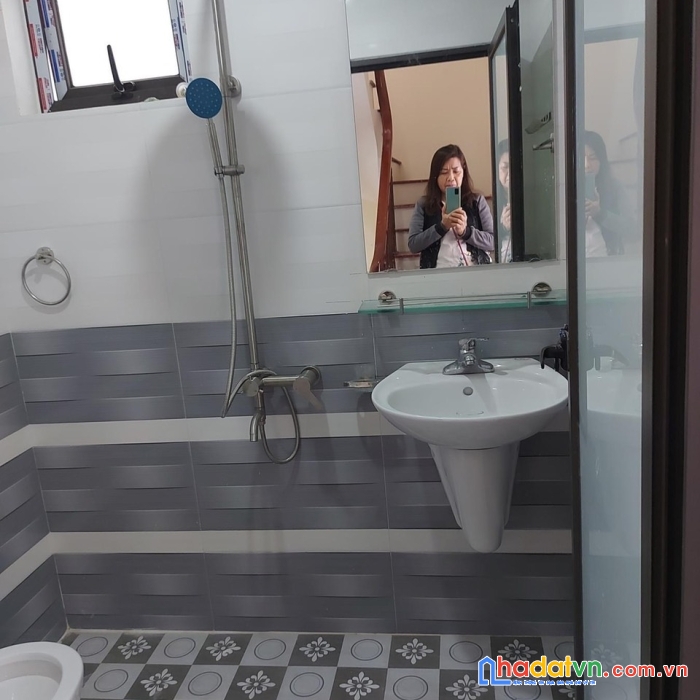 Cho thuê nhà mới xây #kim_giang, cạnh kđt đại thanh. 4 ngủ mênh mông. 12tr. 0345781138