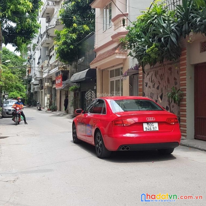 Cho thuê nhà ngõ ô tô tải #vĩnh_phúc giao văn cao, đội cấn. 45m2 thông sàn. full đồ cực rẻ