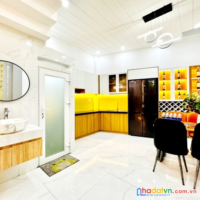 Bán nhà riêng 2 tầng 92 m2 tân hóa quận 11 giá 10. tỷ