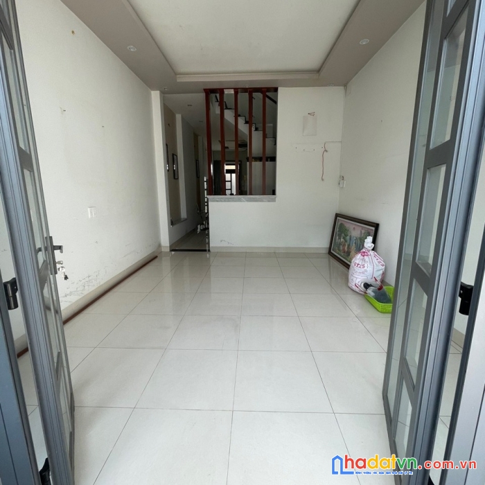 Bán gấp nhà 2 mt trước sau trịnh đình trọng, p.5, quận 11