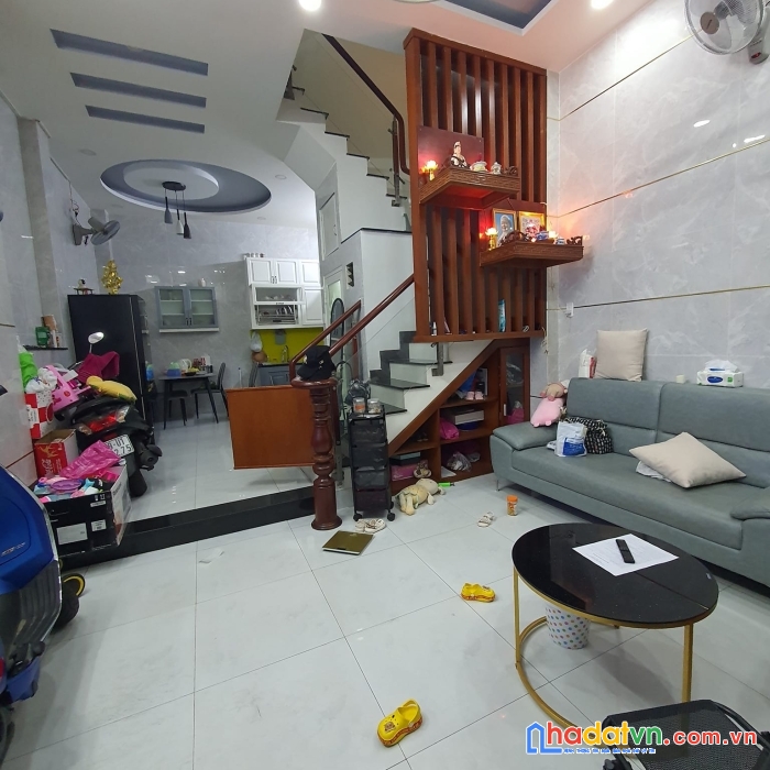 Cần bán gấp nhà 3 tầng - 60m2 hxh né nhau - nhà 1 sẹc nở hậu - tân hương,tân phú - nhỉnh 4 tỷ