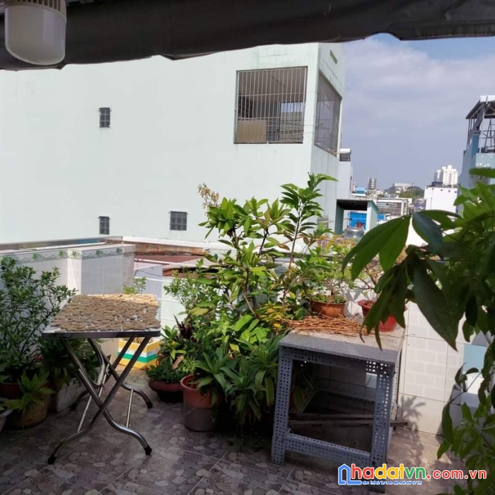 Bán gấp nhà hẻm 3m nguyễn chí thanh, p4, quận 11