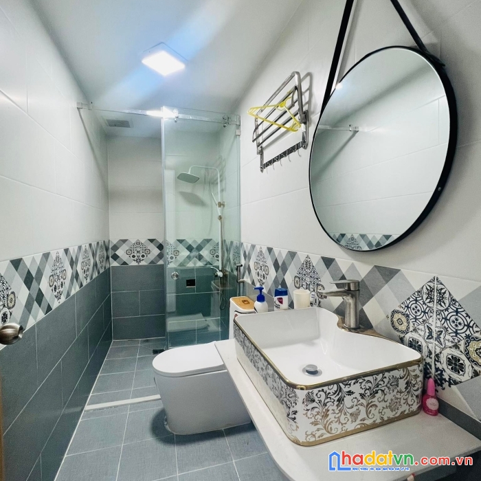 Giảm 1,5 tỷ. nhà hxh hoàng hoa thám, p5, bình thạnh, 95m2, full nội thất, chỉ còn 6tỷ900