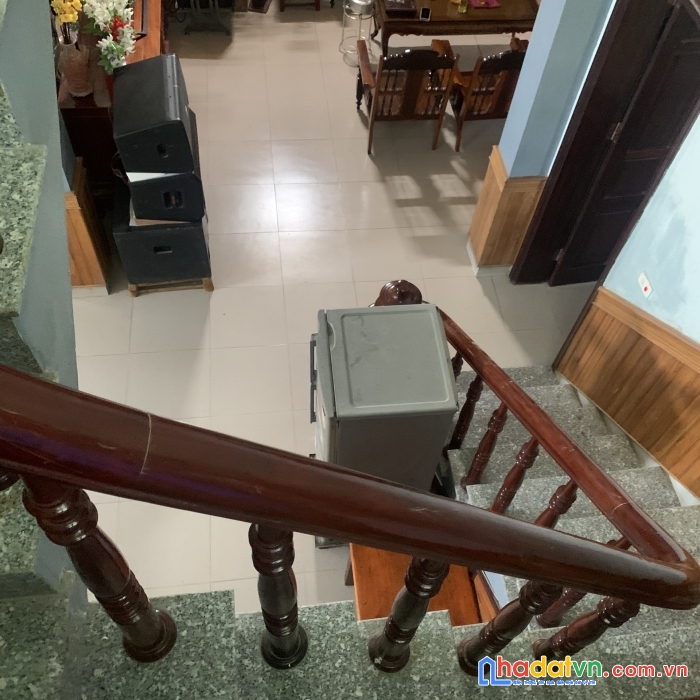 Xoay tiền nên cần bán gấp nhà 2 tầng 200m2 xóm thái lộc, nghi thái