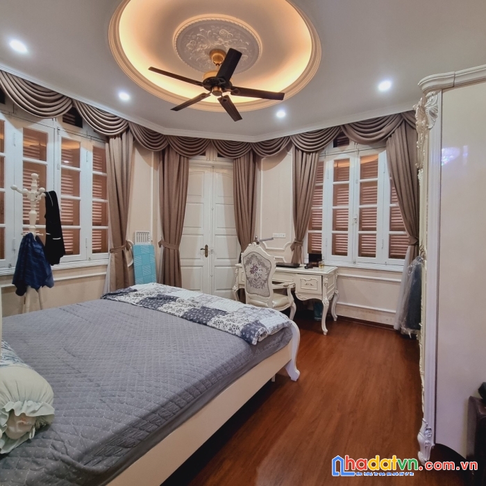 Bán nhà mặt phố trần duy hưng 290m2 5t 85 tỷ. lô góc, vỉa hè, kinh doanh 0912288365