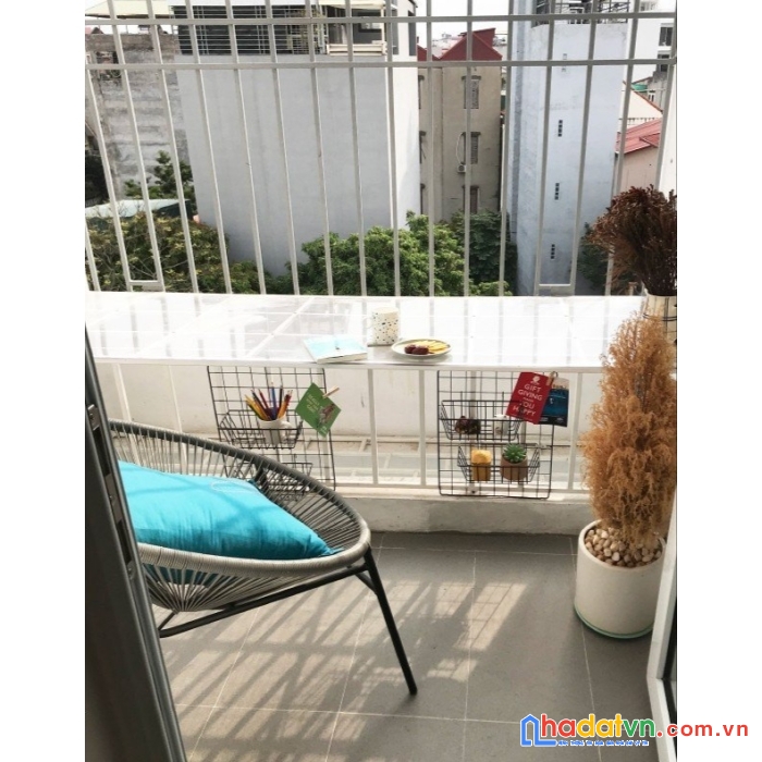 Cho thuê nhà #văn_cao, liễu giai cạnh hồ tây. 40m2. 4 ngủ có ban công. đẹp vô cùng. full đồ cao cấp