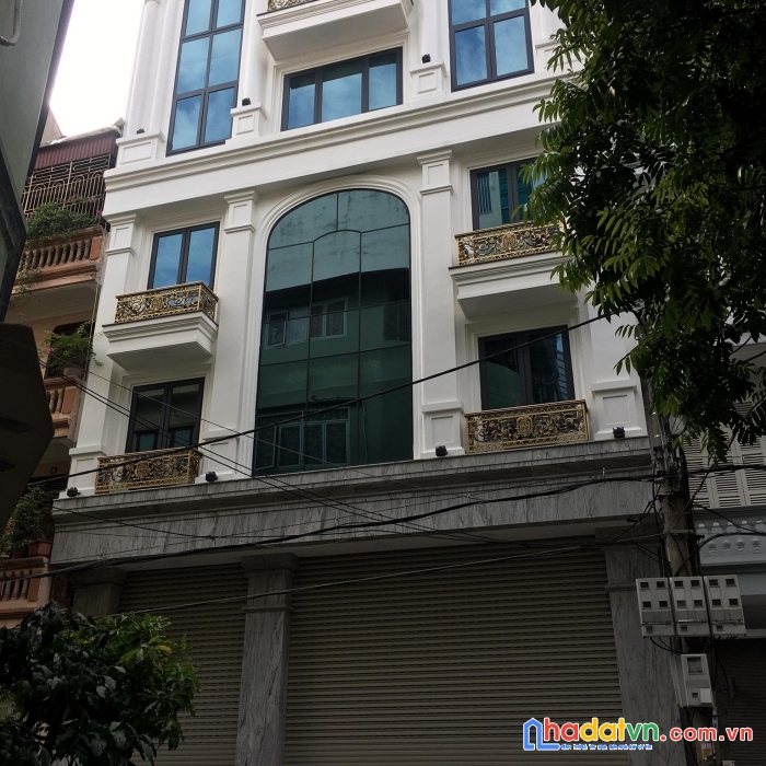 Nhà mặt phố hoàng văn thái 100m, 5 tầng, mt 5.2m. giá: 31.5 tỷ