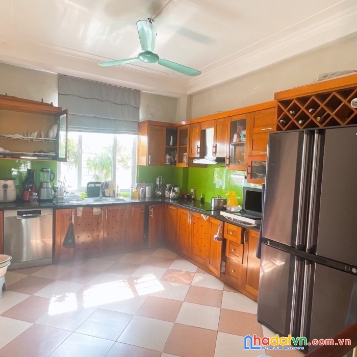 Bán nhà ba đình, phố giang văn minh 50m2 5t nhỉnh 6 tỷ. gần phố, nội thất xịn 0912288365
