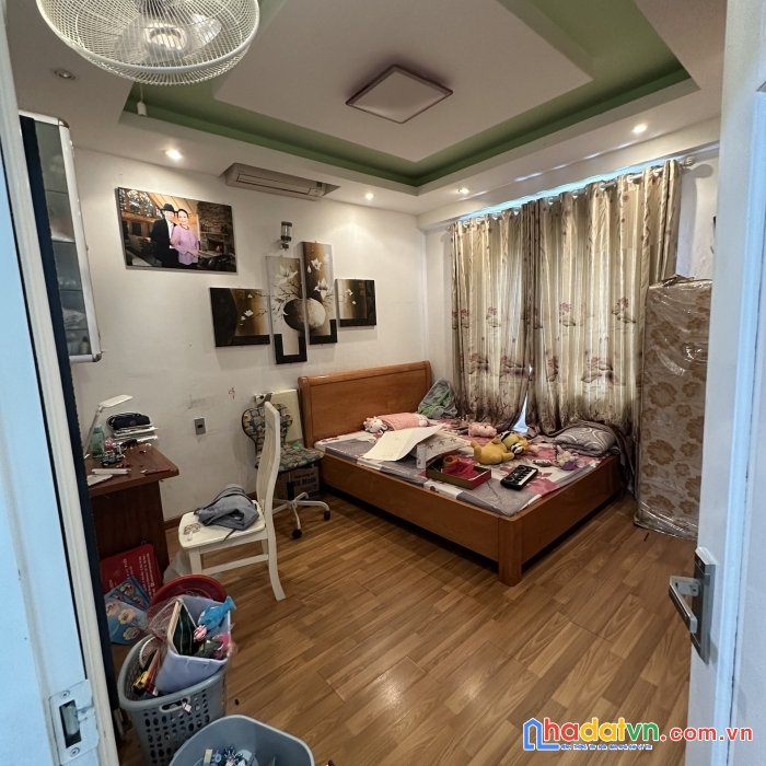 Bán 3pn vinaconex hàm nghi 105m giá 3ty5 lh 0394392185