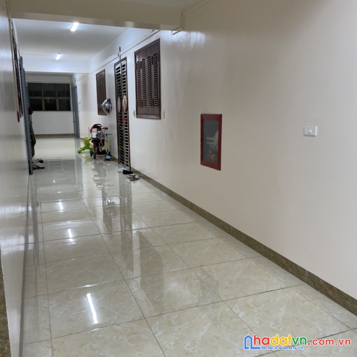 Chính chủ bán căn hộ b2 hàm nghi mỹ đình 2pn đủ đồ nhà đẹp 2ty4 lh 0394392185