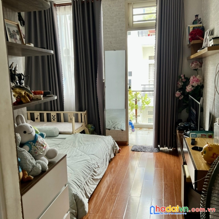 Sát mặt tiền ! hẻm ô tô hoàng hoa thám bình thạnh 4 tấm 4x15m chỉ 8 tỷ tl