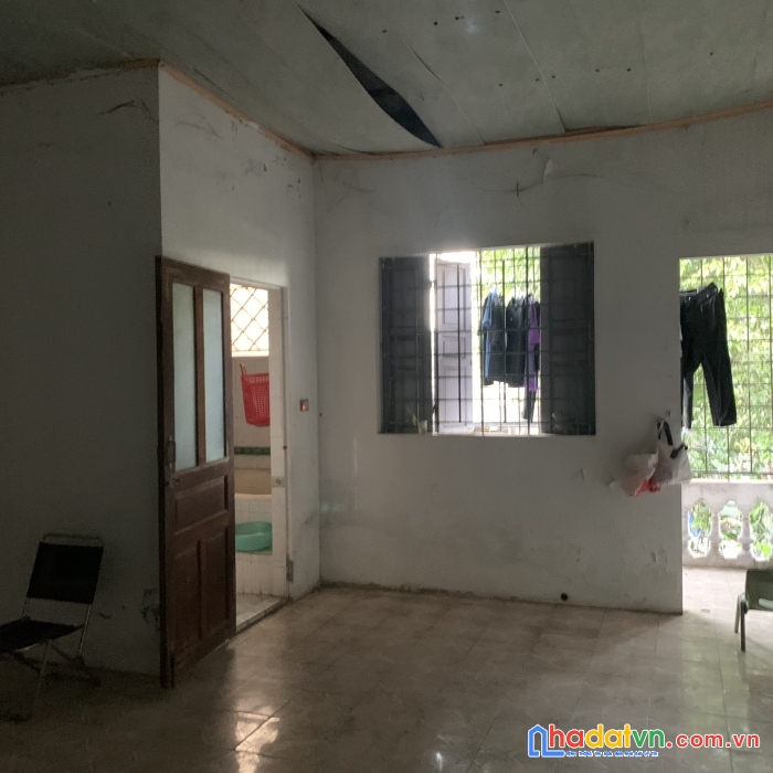 Bán nhà 2 tầng 120m2 mặt đường trường chinh, p. lê lợi, tp vinh