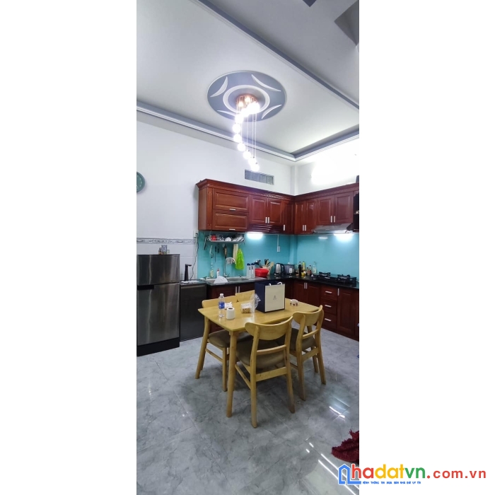 Bán nhà 4 tầng 1 sẹc 40m2 - đường lê thúc hoạch, tân phú - chỉ 5 tỷ