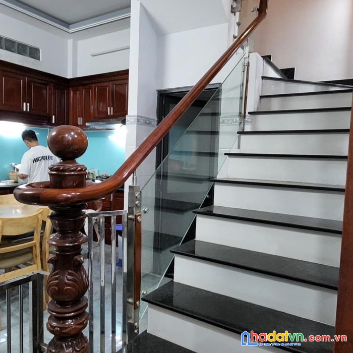 Bán nhà 4 tầng 1 sẹc 40m2 - đường lê thúc hoạch, tân phú - chỉ 5 tỷ