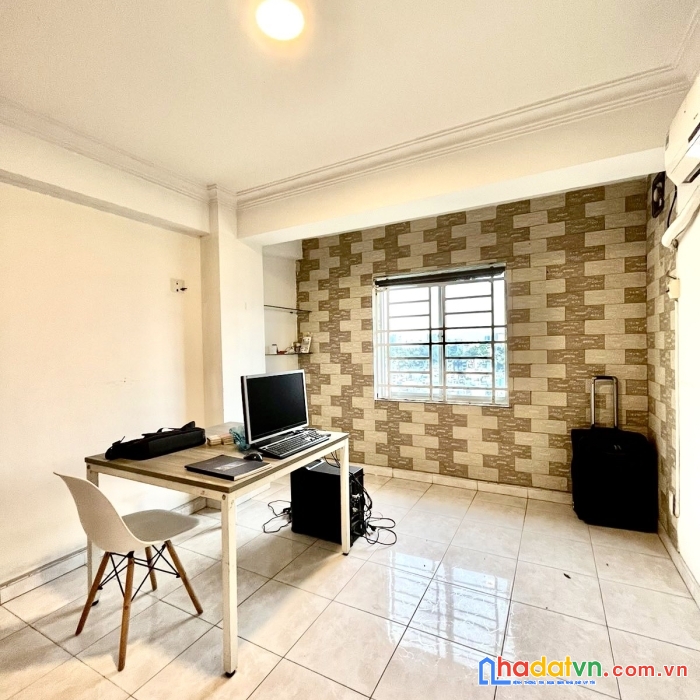 Chung cư miếu nổi 18 tầng vũ huy tấn - bình thạnh, 51.7m2 2pn, 1wc, view kênh nhiêu lộc rất đẹp