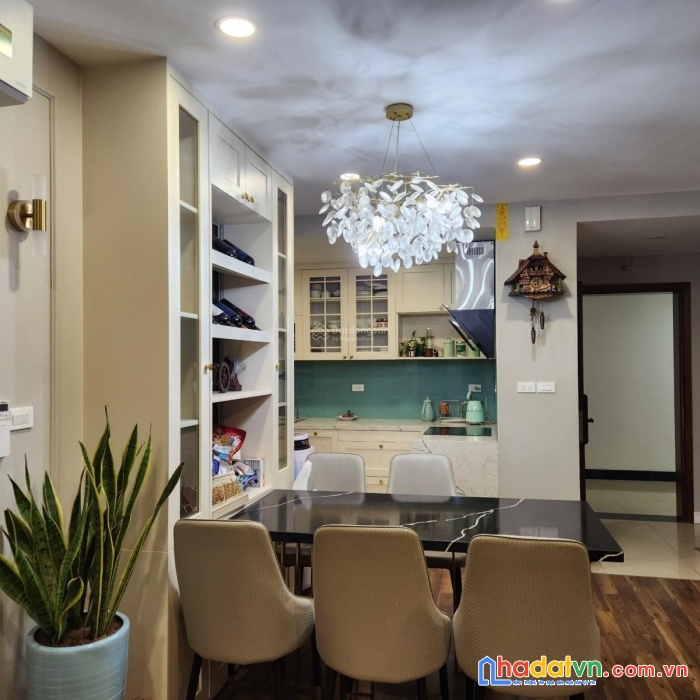 Tôi là chủ nhà (không qua trung gian) bán căn hộ 110m2 tòa diamond, goldmark city, có gia lộc