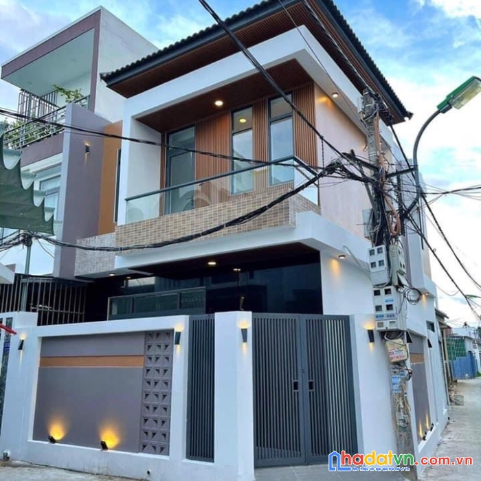 Nhà 2t 2 mặt đường vĩnh ngọc chỉ 2,5 tỷ