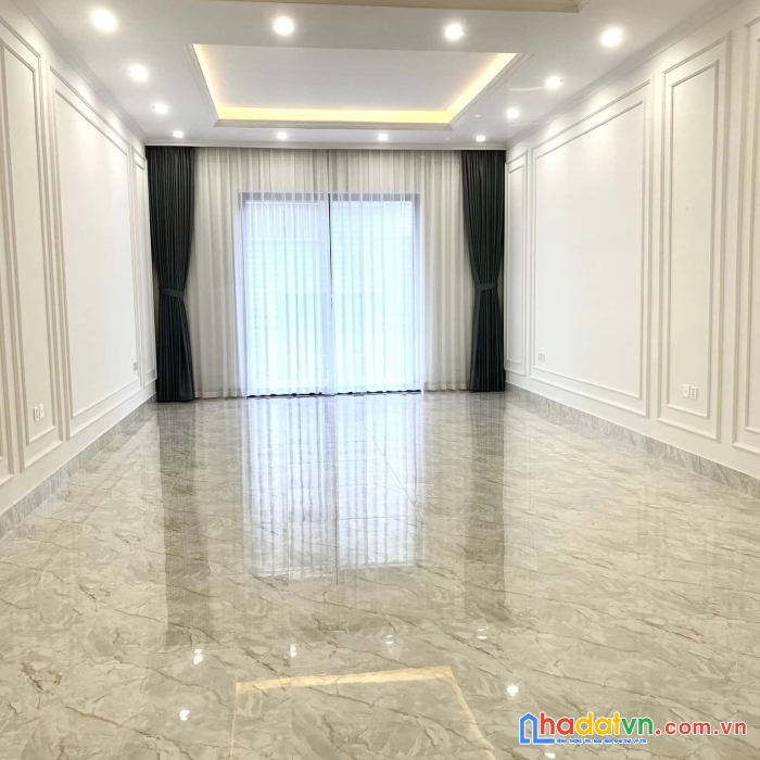 Bán gấp nhà trường chinh - đống đa 75m, 7 tâng, mt 5m. giá: 16.8 tỷ