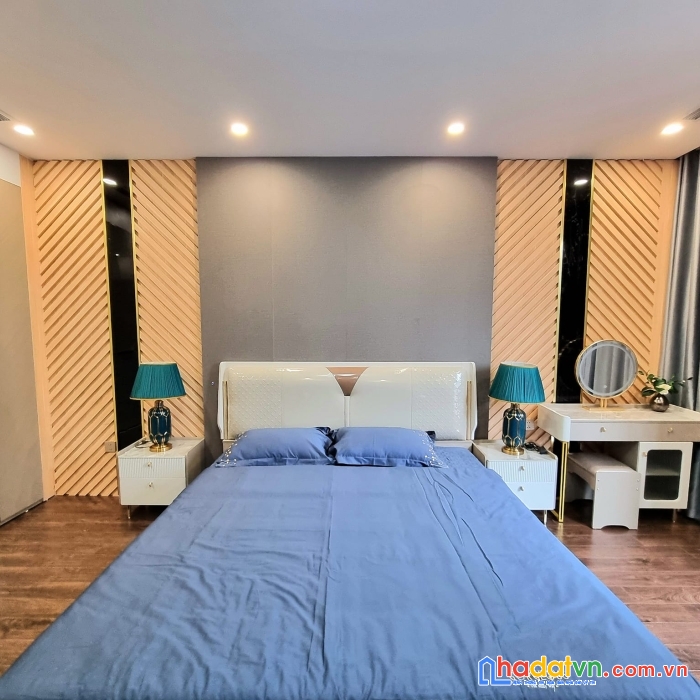 Bán mặt phố chùa bộc - đống đa 40m, 5 tầng, mt 3.7m. giá: 24.5 tỷ