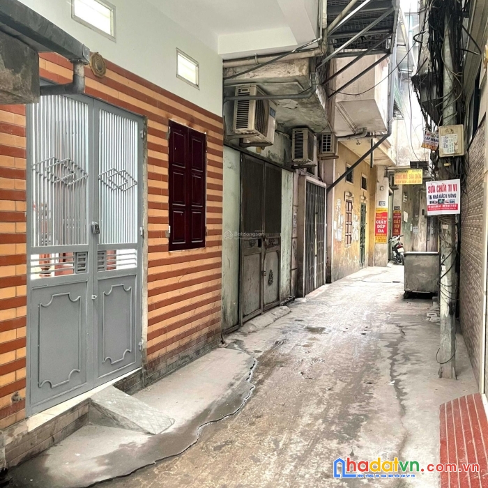 Bán nhà 2 mặt tiền phố khâm thiên