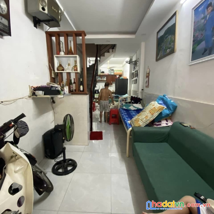 Nhà hxt sát mt nguyễn tri phương gần cầu vượt, q10, vị trí kd, 3 tầng, 3pn, 45m2, 8.4 tỷ