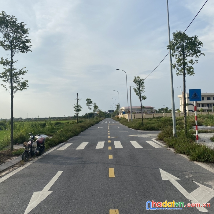 Chính chủ cần bán gấp lô đất siêu đẹp tại khu đấu giá thanh sơn, huyện kim bảng, tỉnh hà nam.