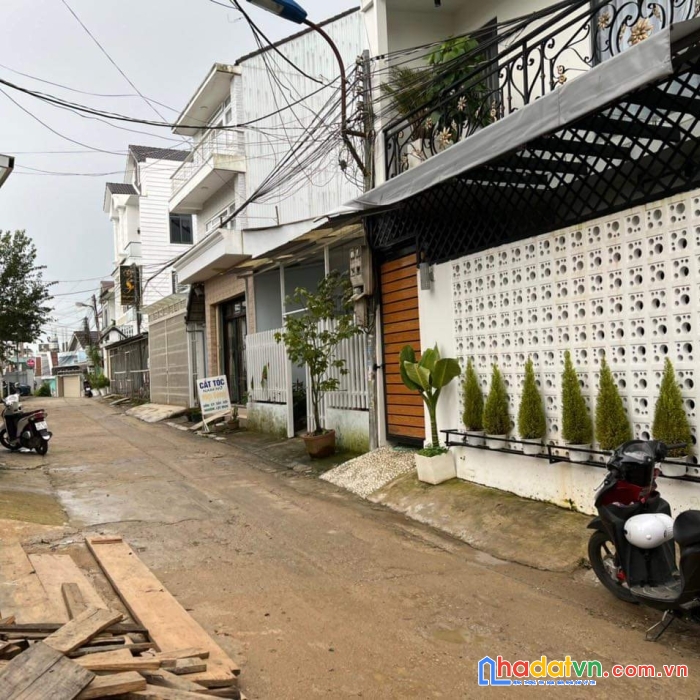 Nhanh tay sở hữu nhà sổ xd riêng hẻm 27 lê hồng phong, đà lạt giá chỉ 5.3 tỷ