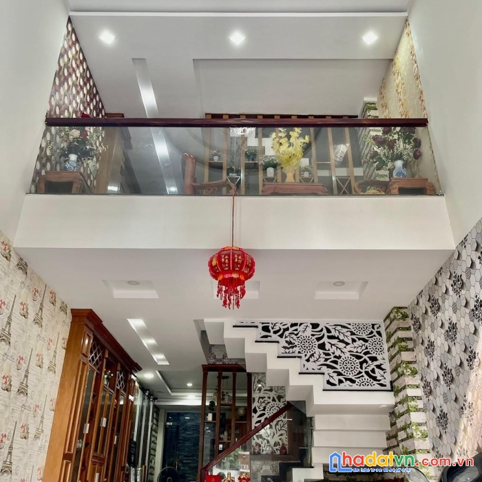 Bán nhà 3 tầng, hxh 1 trục gần mt lê văn sỹ, q3, tiện kinh doanh, 4pn, 64m2, 11 tỷ 