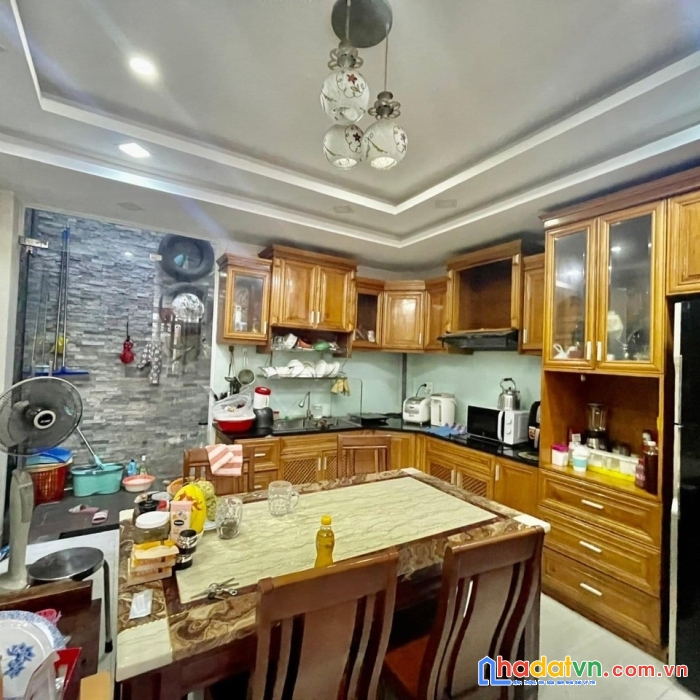 Bán nhà 3 tầng, hxh 1 trục gần mt lê văn sỹ, q3, tiện kinh doanh, 4pn, 64m2, 11 tỷ 