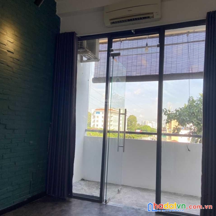 Chính chủ bán gấp căn hộ chung cư 212 đường nguyễn trãi, phường nguyễn cư trinh, quận 1, giá 2,9 tỷ