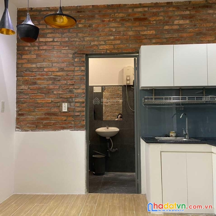 Chính chủ bán gấp căn hộ chung cư 212 đường nguyễn trãi, phường nguyễn cư trinh, quận 1, giá 2,9 tỷ
