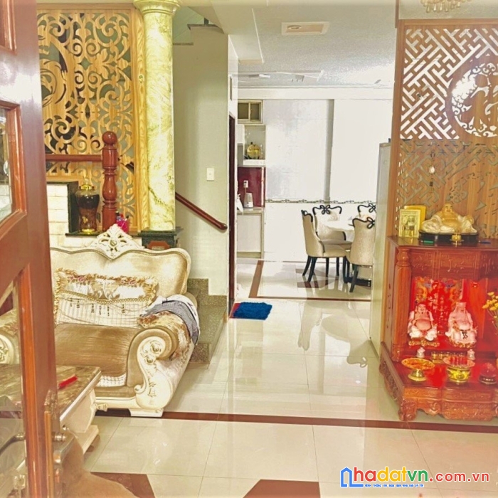 Bán gấp nhà mặt tiền kinh doanh trung tâm quận 11 chỉ  8.8 tỷ