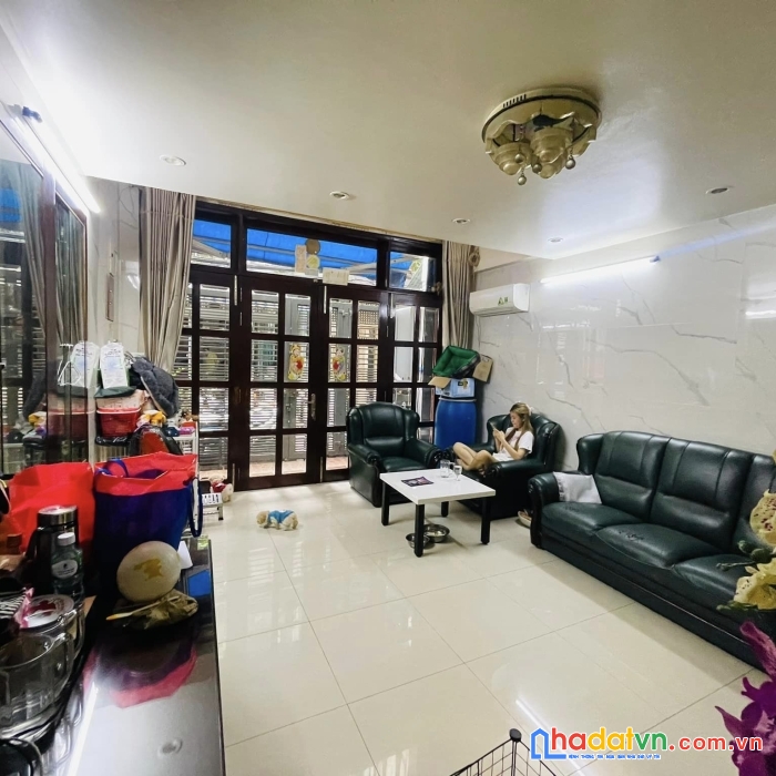 Nhà 6 tầng siêu hiếm, gần mt võ văn tần, q3,  hẻm thông, vừa ở vừa kd, sổ a4, 4pn, nhỉnh 15 tỷ