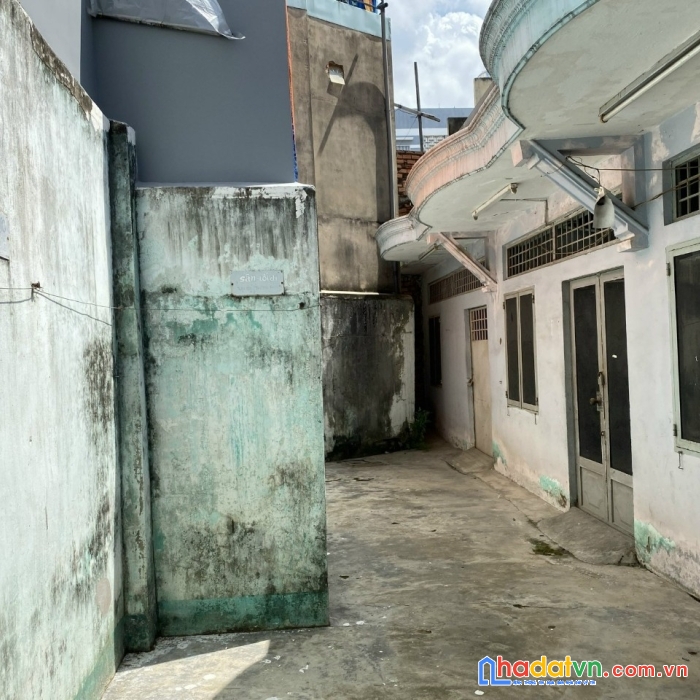 Cần tiền bán gấp nhà hẻm 370m2 bình đông, p.14, quận 8 với 21 tỷ