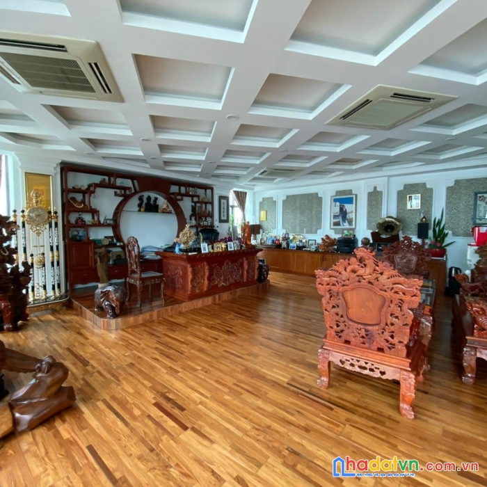 Tòa nhà mặt tiền 8 tầng đang kd sầm uất, thang máy, nguyễn thông, sổ đẹp, gần 100m2, 60 tỷ