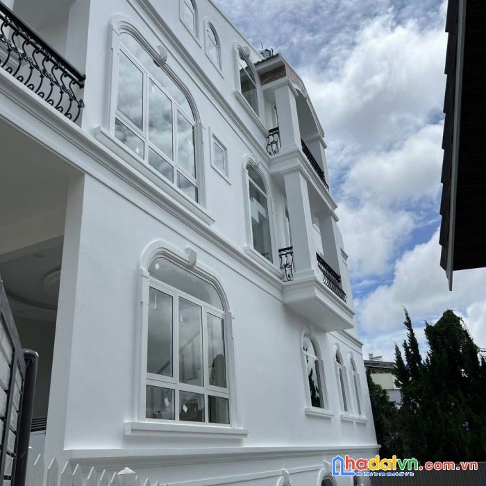 ( loa loa ) cần bán gấp homestay mới xây đường lê thánh tôn, đà lạt giá chỉ 11.5 tỷ