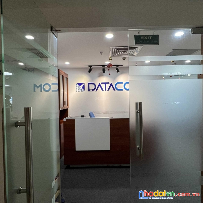 Chính chủ cần bán văn phòng 102m2 toà nhà ecolife 58 tố hữu đang cho thuê 300tr/năm