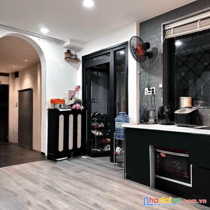 Tìm đâu ra nhà hxh chạy vòng vòng huỳnh văn bánh, ngang 5.5m, sổ a4, 75m2 đủ, 16.5 tỷ