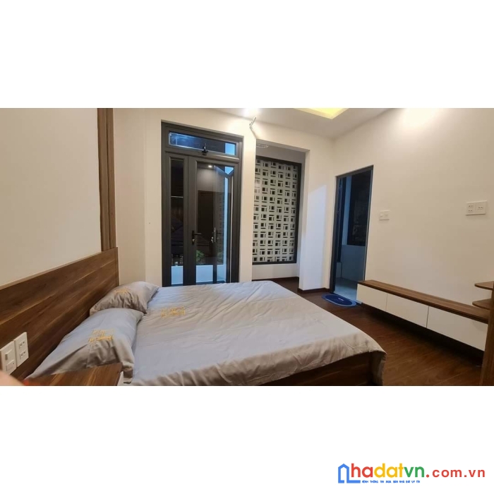 [ sos sos ] giảm giá bán gấp khách sạn 2 mặt tiền đường nhựa đường ngô thì sỹ, đà lạt giá 12.8 tỷ