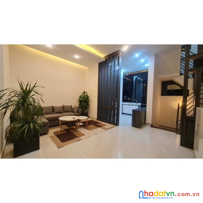 [ sos sos ] giảm giá bán gấp khách sạn 2 mặt tiền đường nhựa đường ngô thì sỹ, đà lạt giá 12.8 tỷ